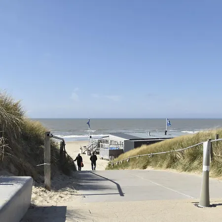 Quaint Apartment In Bergen Aan Zee Near Beach * Берген ан Зее